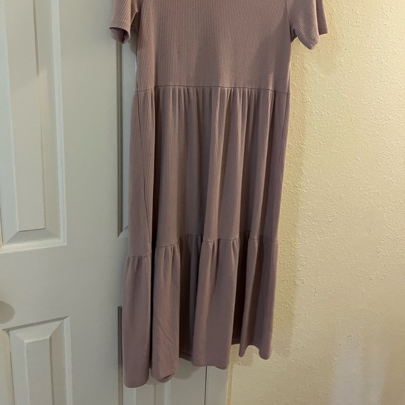 Maternity Dress - Picture 4 of 4